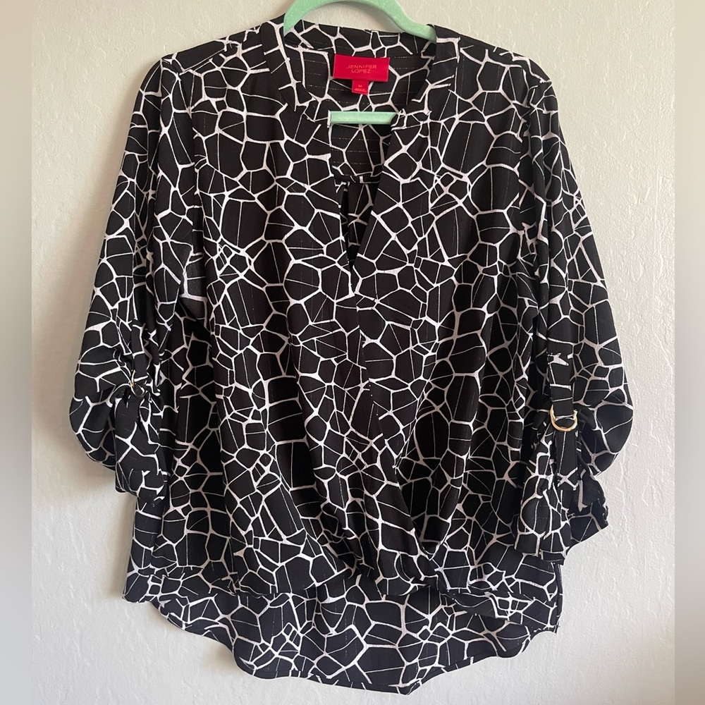 Jennifer Lopez blouse
